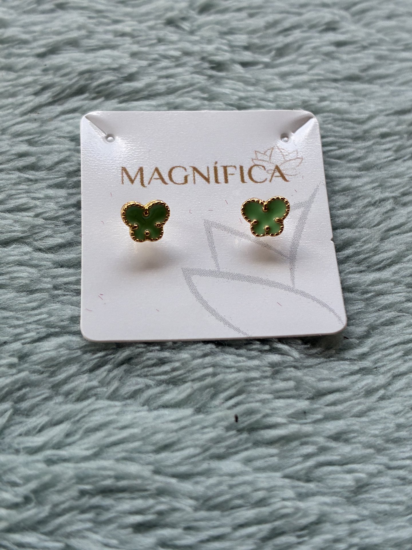 Brinco pequena borboleta magnífica