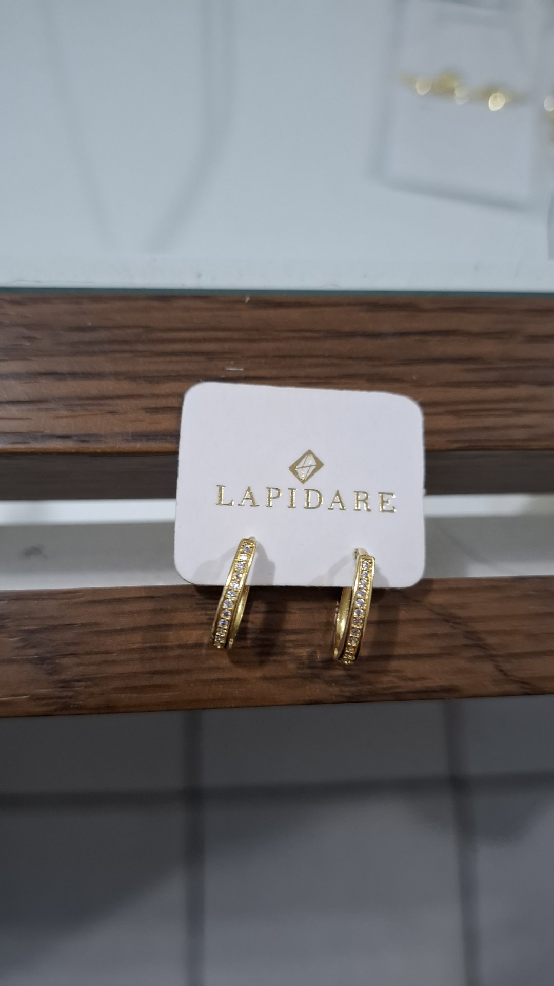 Argola Lapidare 14 mm com Pedrinhas