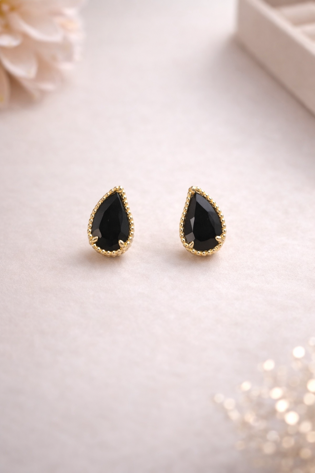 Brinco Gota Preto Magnífica