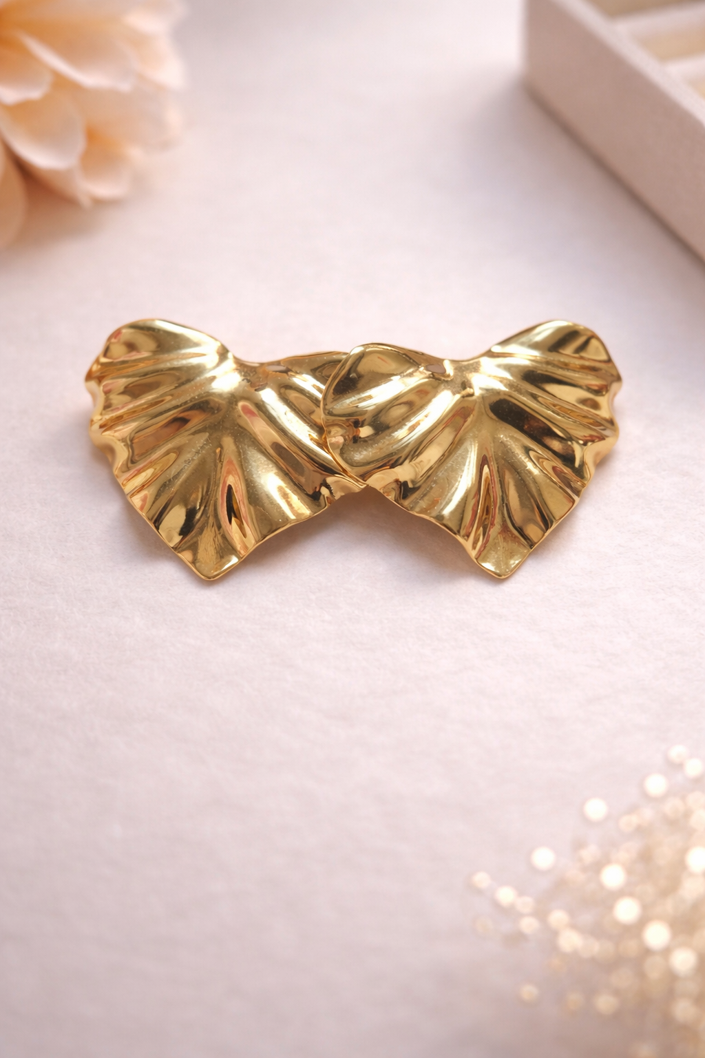 Brinco folha coração Magnífica