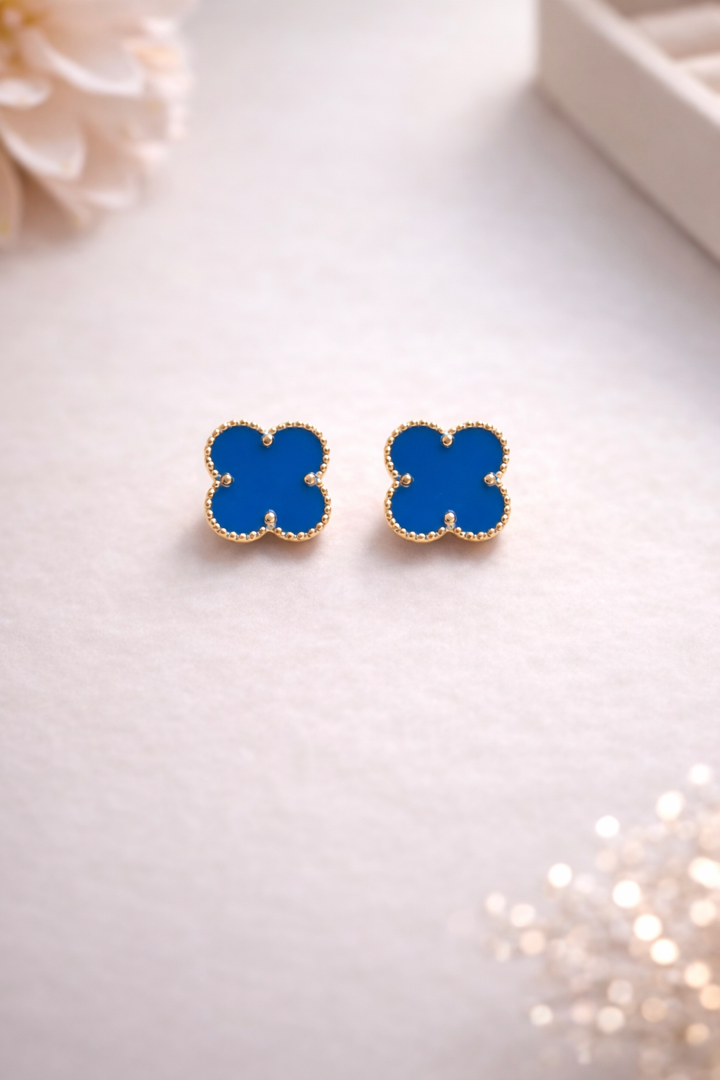 Brinco Trevo Azul Magnífica