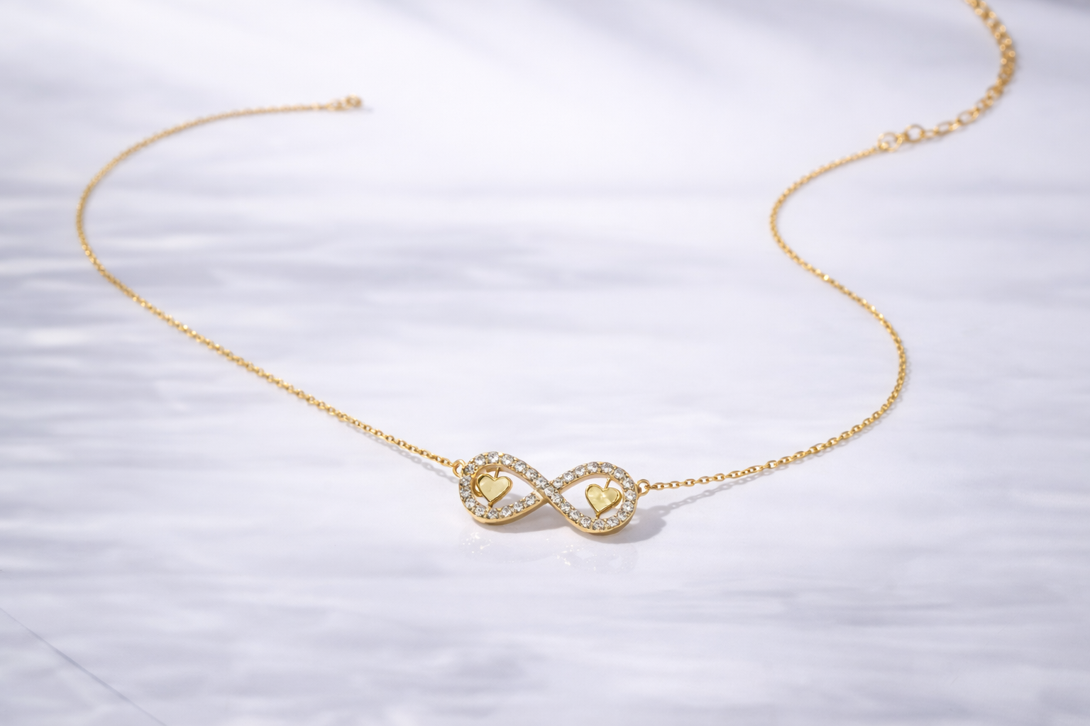 Gargantilha Infinito Corações Magnífica