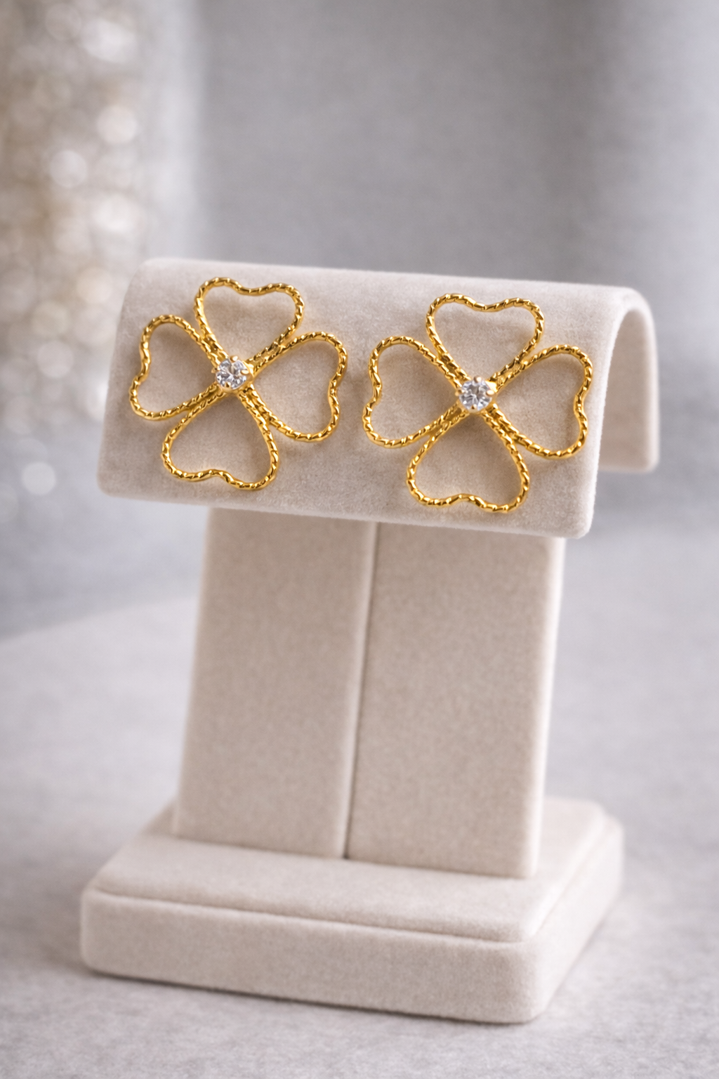 Brinco Flor Trevo Magnífica