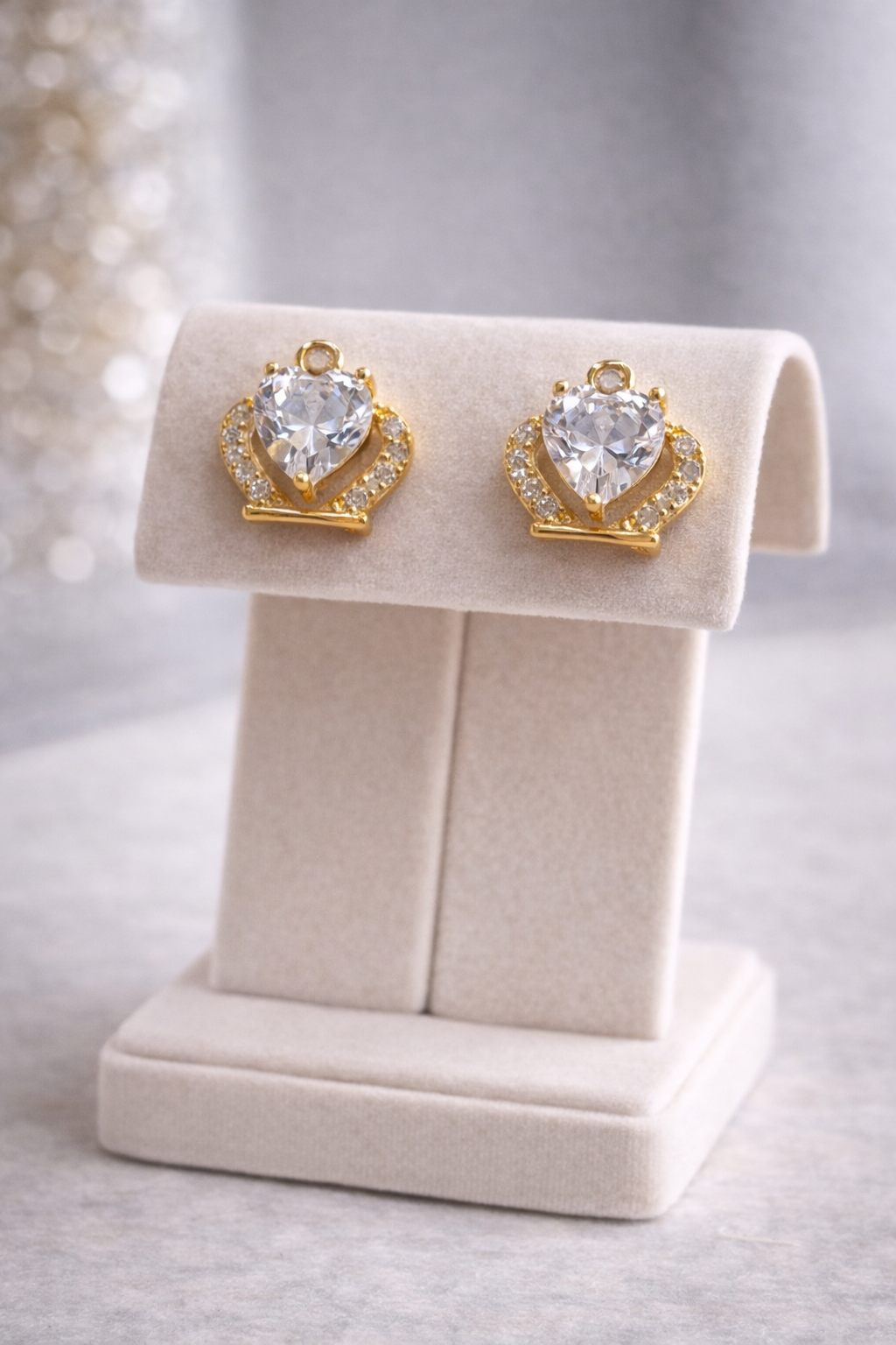 Brinco Coroa Magnífica