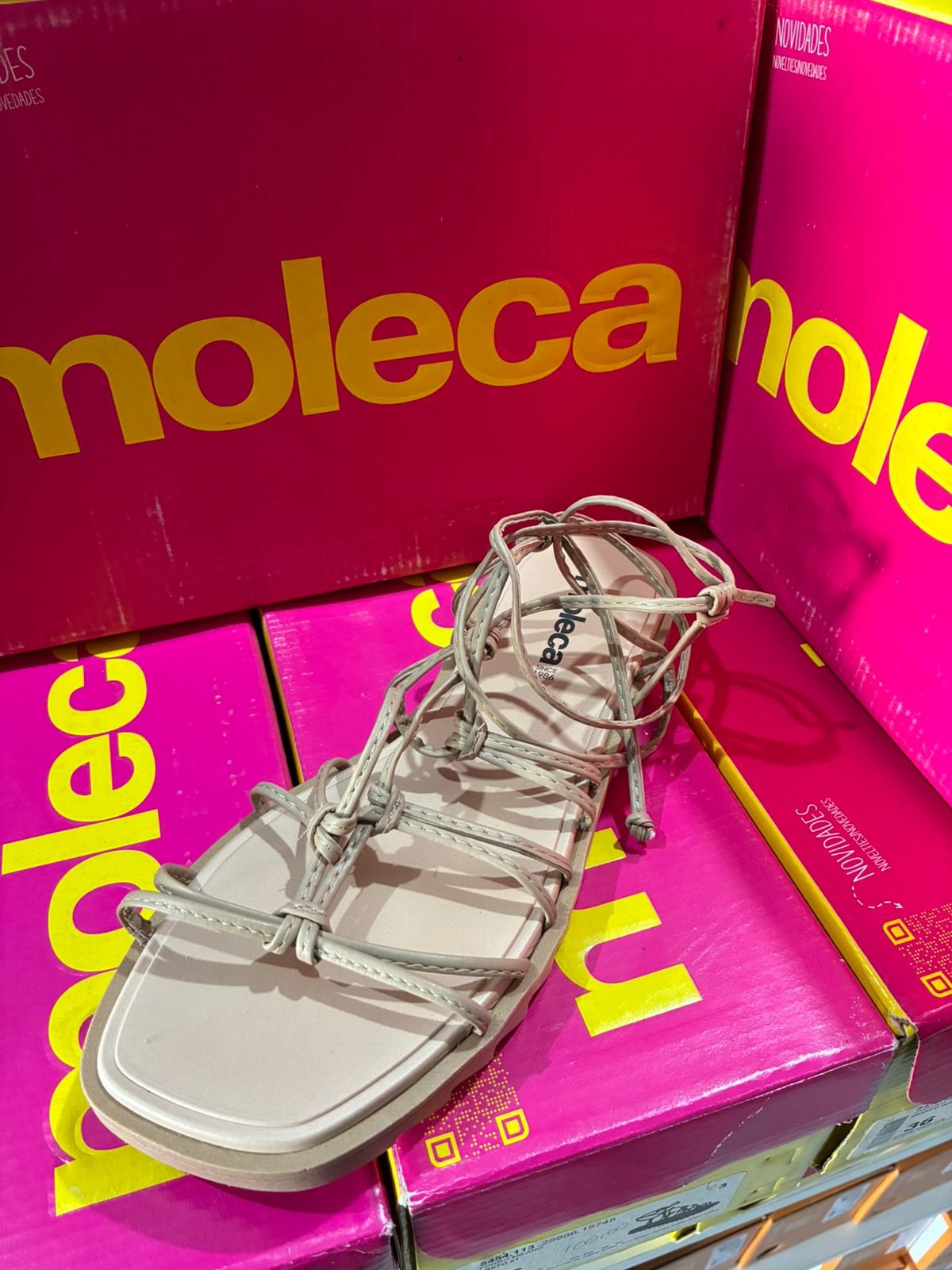 Sandália Moleca com Amarração