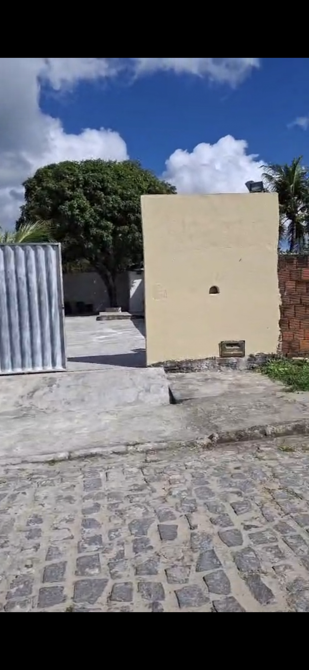 Vende-se Espaço Comercial